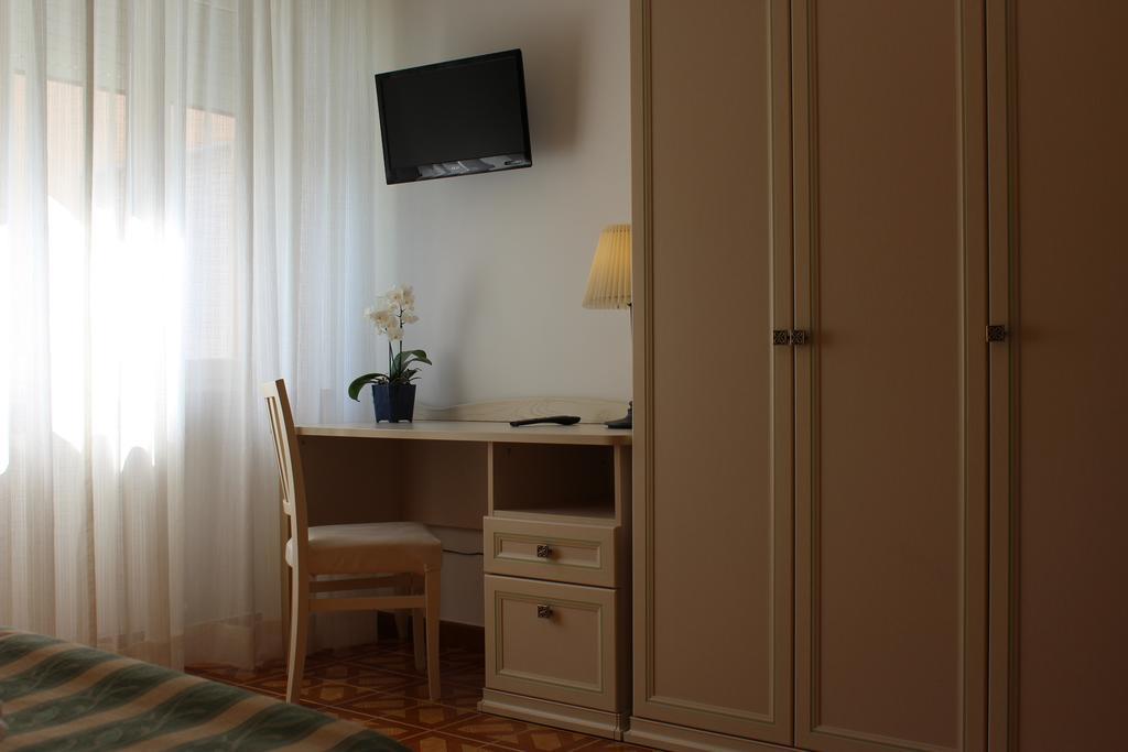 Casa Vacanza San Pietro マイオーリ エクステリア 写真